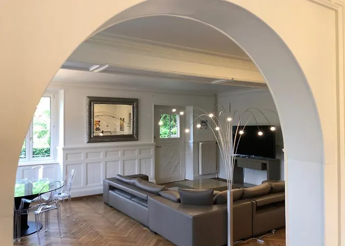 Francoise's Luxury Hot Tub Mountain - Munster Villa